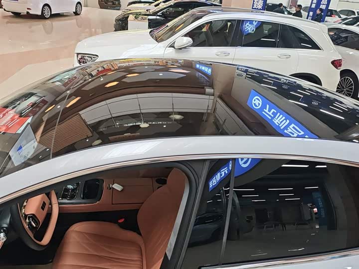 Geely Galaxy Starshine 8 EM-i 2025 2025款 130km EM-i 旗舰版