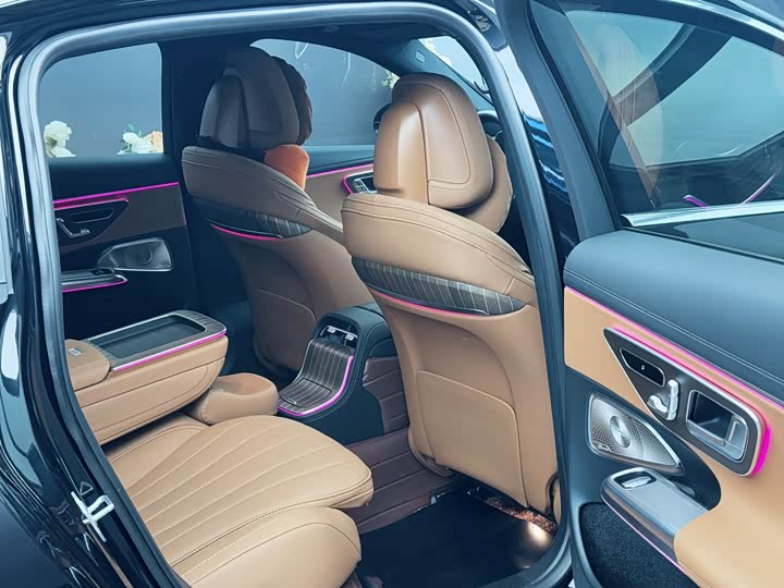 Mercedes-Benz E-Class 2025 2025款 E 300 L 豪华型