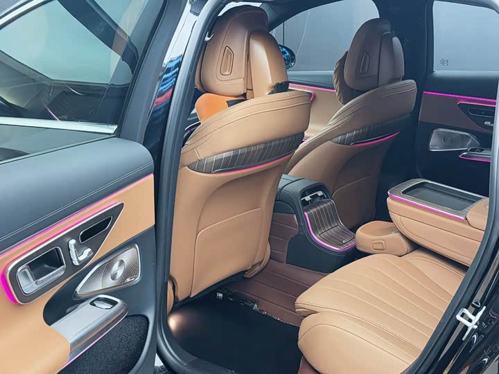 Mercedes-Benz E-Class 2025 2025款 E 300 L 豪华型
