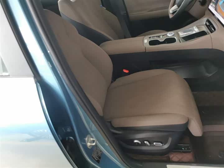 Chery Tiggo 8 Plus C-DM 2025 2025款 1.5T 116km 尊贵型 5座