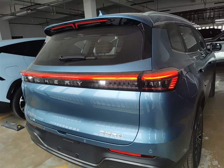 Chery Tiggo 8 Plus C-DM 2025 2025款 1.5T 116km 尊贵型 5座