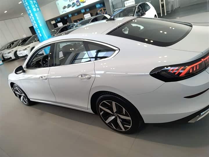 Volkswagen Lamando L 2025 2025款 凌渡L 280TSI DSG酷辣版