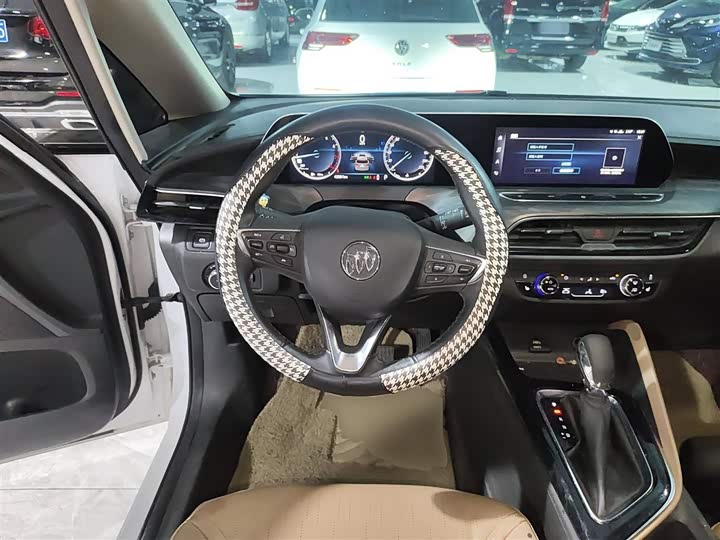 Buick GL6 2021 2021款 323T 轻混动互联豪华型