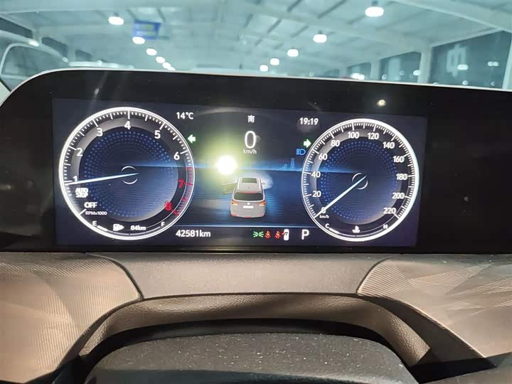 Buick GL6 2021 2021款 323T 轻混动互联豪华型