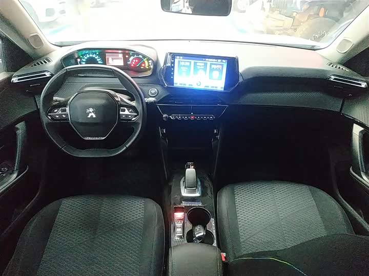 Peugeot e2008 2020 2020款 锋尚版