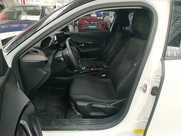Peugeot e2008 2020 2020款 锋尚版