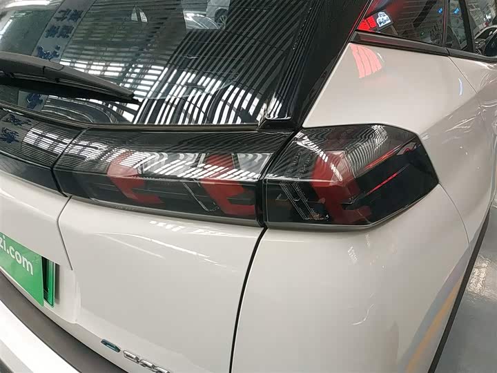 Peugeot e2008 2020 2020款 锋尚版