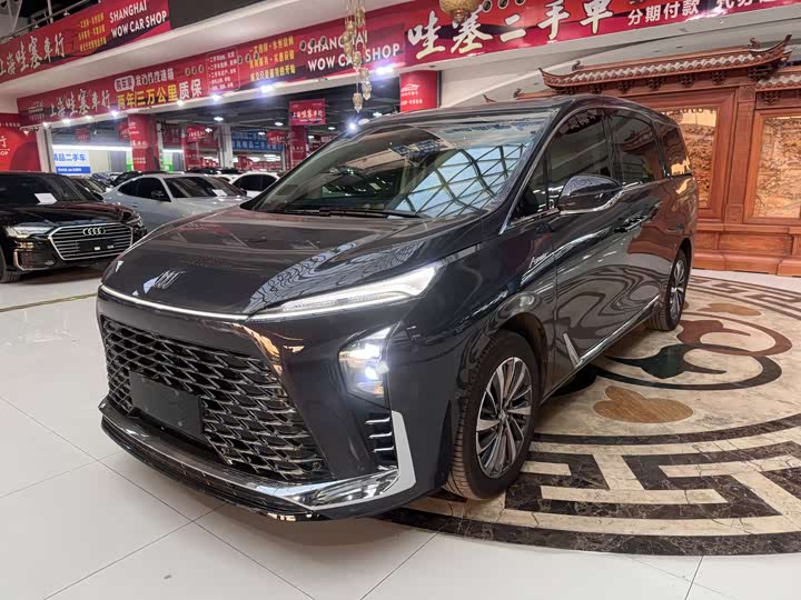 Buick GL8 Hybrid 2026 2026款 陆尊 奢享版