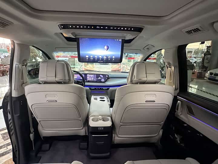 Buick GL8 Hybrid 2026 2026款 陆尊 奢享版