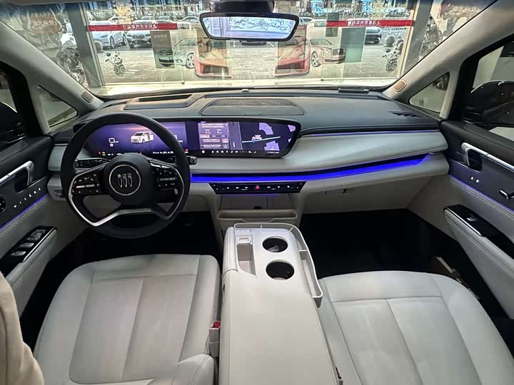 Buick GL8 Hybrid 2026 2026款 陆尊 奢享版