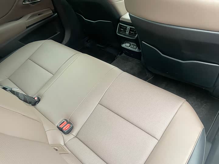 Lexus ES 2025 2025款 300h 臻享版