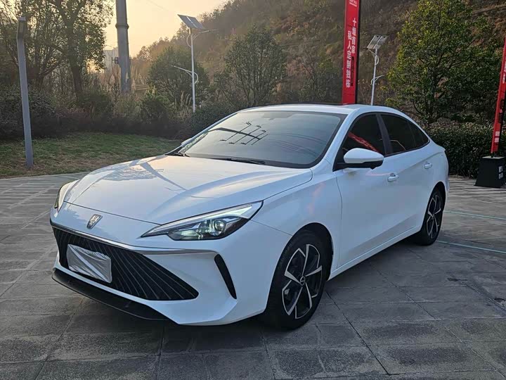 Roewe i5 2023 2023款 1.5L CVT尊荣版