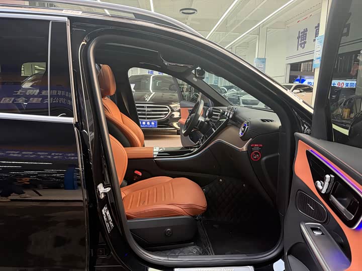 Mercedes-Benz GLC-Class 2025 2025款 GLC 300 L 4MATIC 动感型 5座