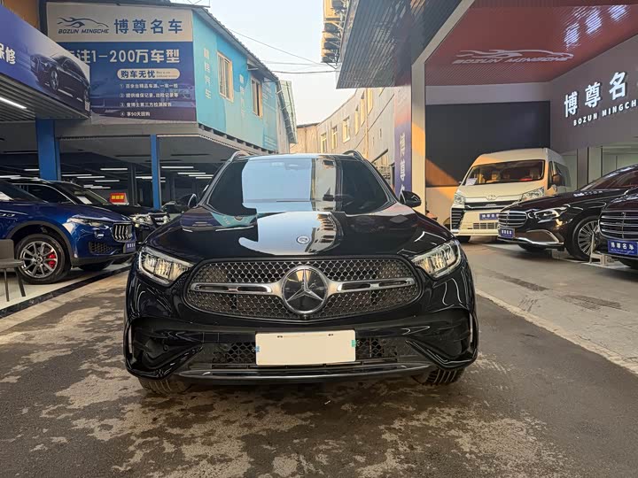 2025 Mercedes-Benz GLC-Class