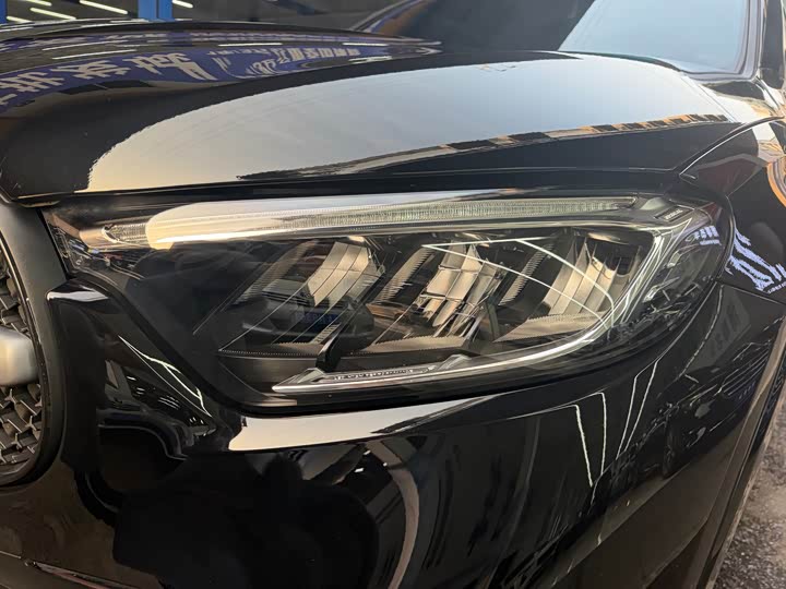 2025 Mercedes-Benz GLC-Class