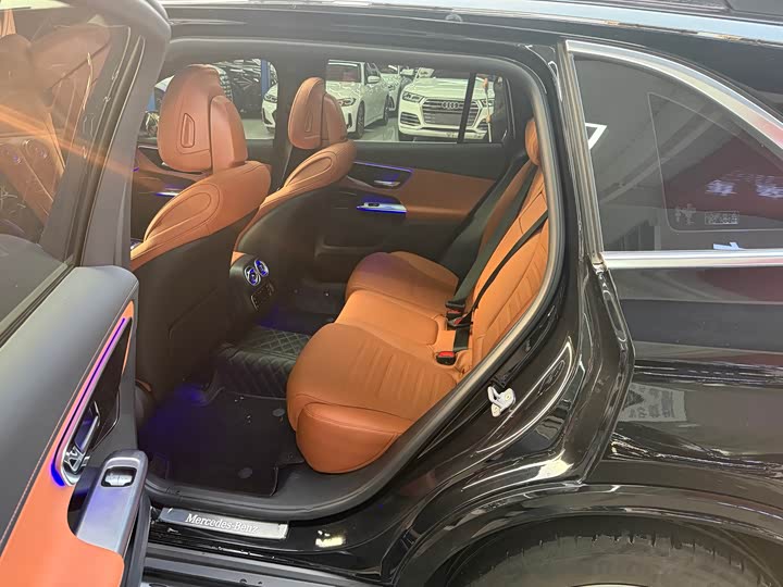 Mercedes-Benz GLC-Class 2025 2025款 GLC 300 L 4MATIC 动感型 5座