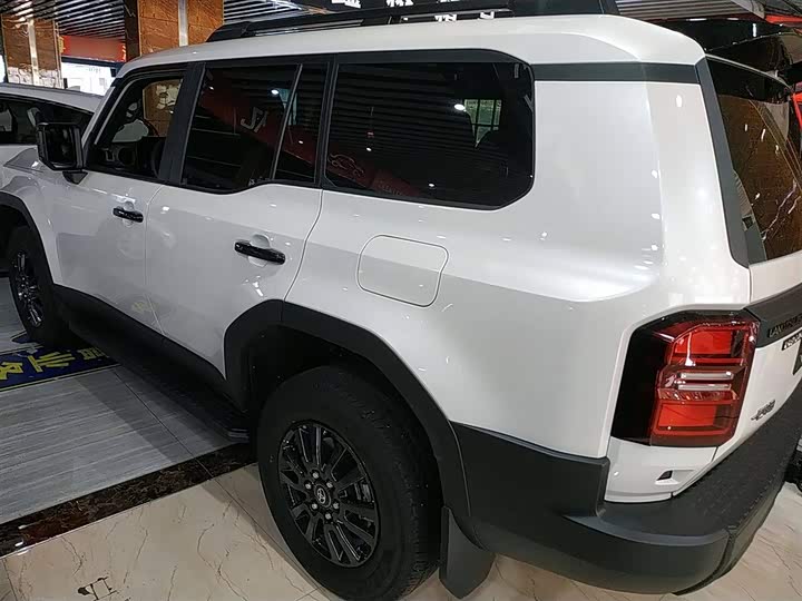 Toyota Prado 2025 2025款 2.4T 穿越BX版 5座