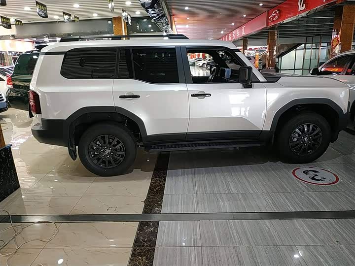 Toyota Prado 2025 2025款 2.4T 穿越BX版 5座