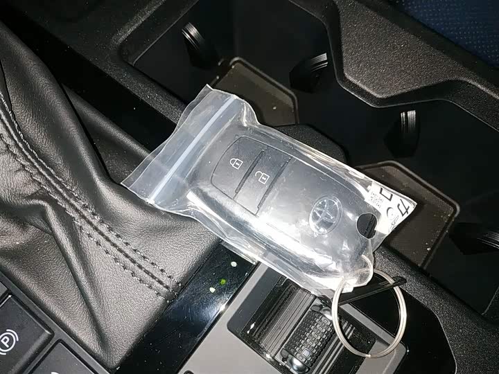 Toyota Prado 2025 2025款 2.4T 穿越BX版 5座