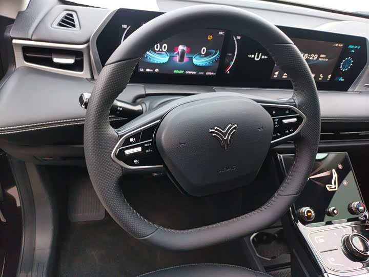 Hozon U 2023 2023款 哪吒U-Ⅱ 400 U秀版 三元锂