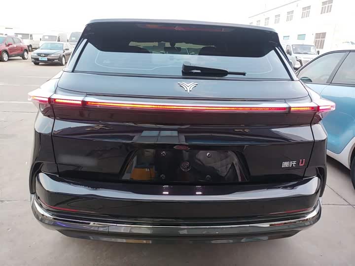 Hozon U 2023 2023款 哪吒U-Ⅱ 400 U秀版 三元锂