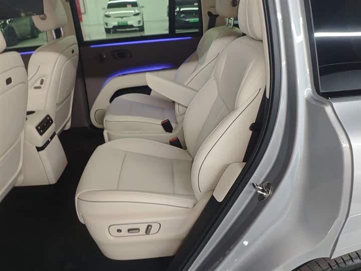 LiXiang i8 2025 2025款 标准版