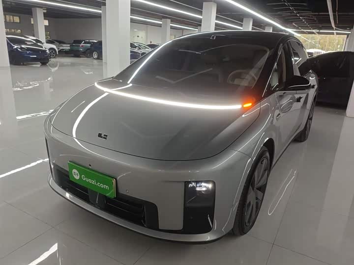 LiXiang i8 2025 2025款 标准版