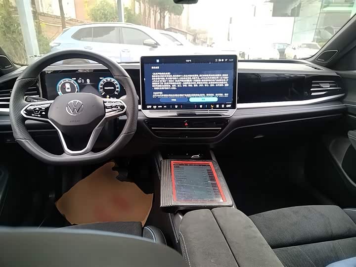 Volkswagen Passat 2025 2025款 Pro 380TSI 星空龙尊版