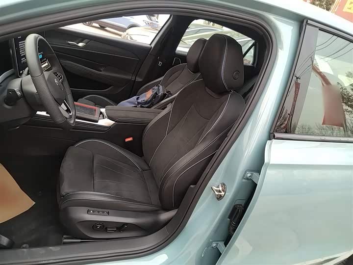 Volkswagen Passat 2025 2025款 Pro 380TSI 星空龙尊版