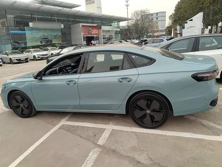 Volkswagen Passat 2025 2025款 Pro 380TSI 星空龙尊版