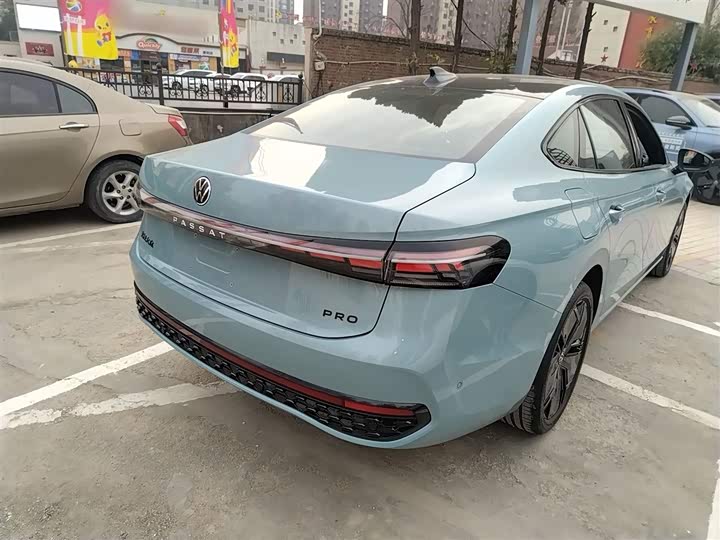 Volkswagen Passat 2025 2025款 Pro 380TSI 星空龙尊版