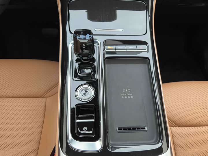 Geely Atlas L 2025 2025款 第四代 1.5TD DCT 山河