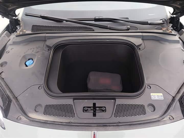 Hongqi EH7 2025 2025款 600 智选版