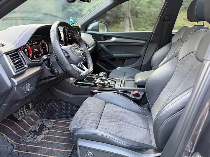 Audi Q5L Sportback 2022 2022款 40 TFSI 豪华型