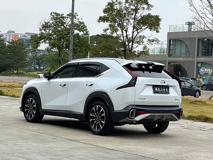 GAC Trumpchi Emkoo 2022 2022款 1.5T 超新星Pro版