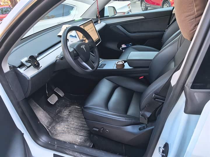 Tesla Model Y 2024 2024款 后轮驱动版