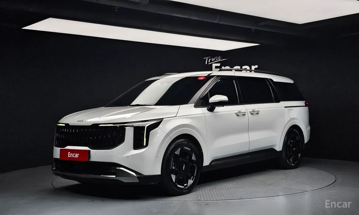 Kia Carnival 2023 9-Seater Signature