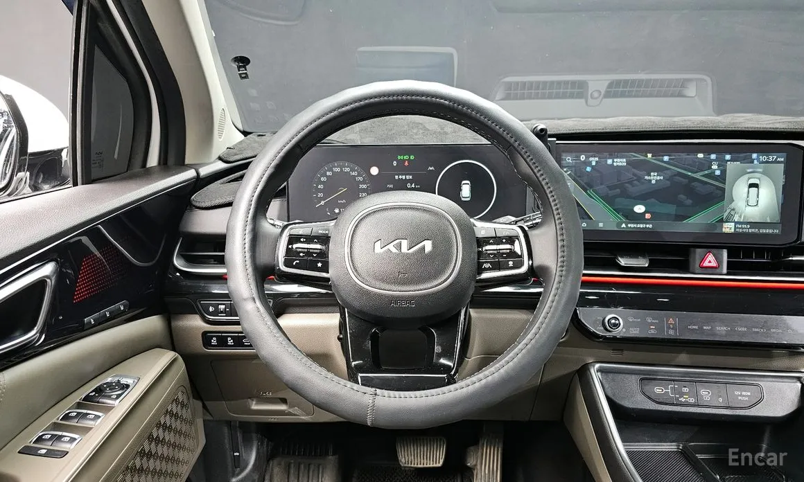 Kia Carnival 2023 9-Seater Signature