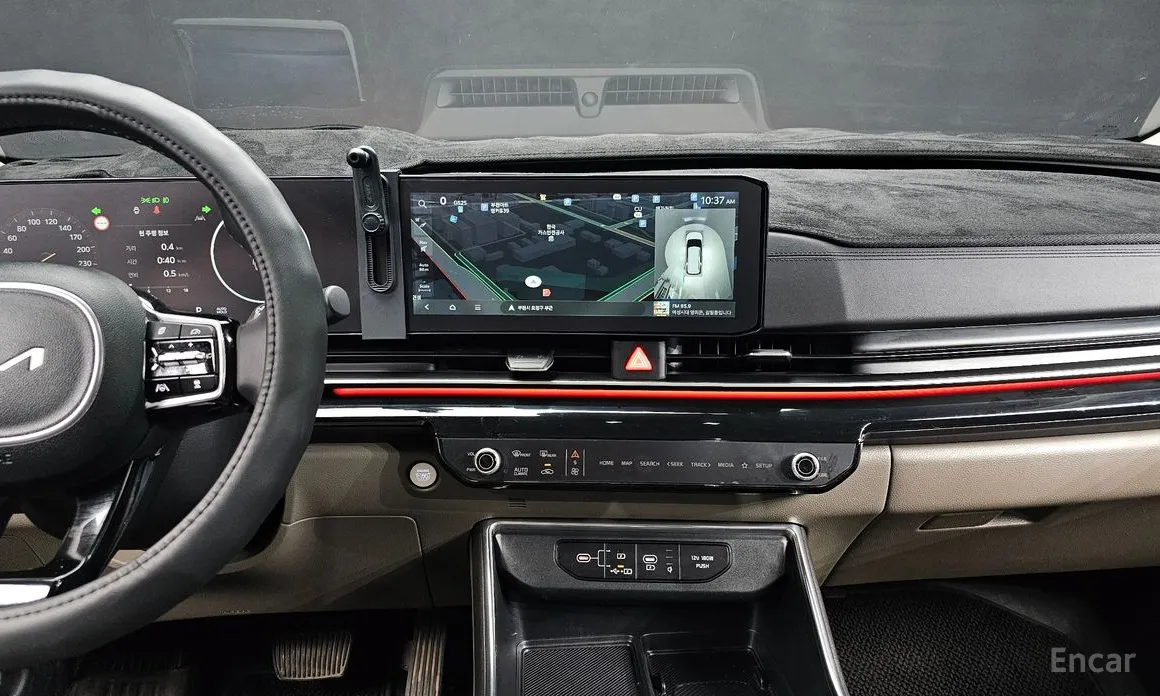 Kia Carnival 2023 9-Seater Signature