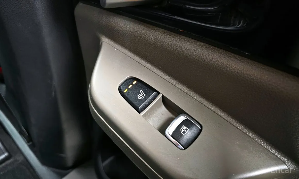 Kia Carnival 2023 9-Seater Signature