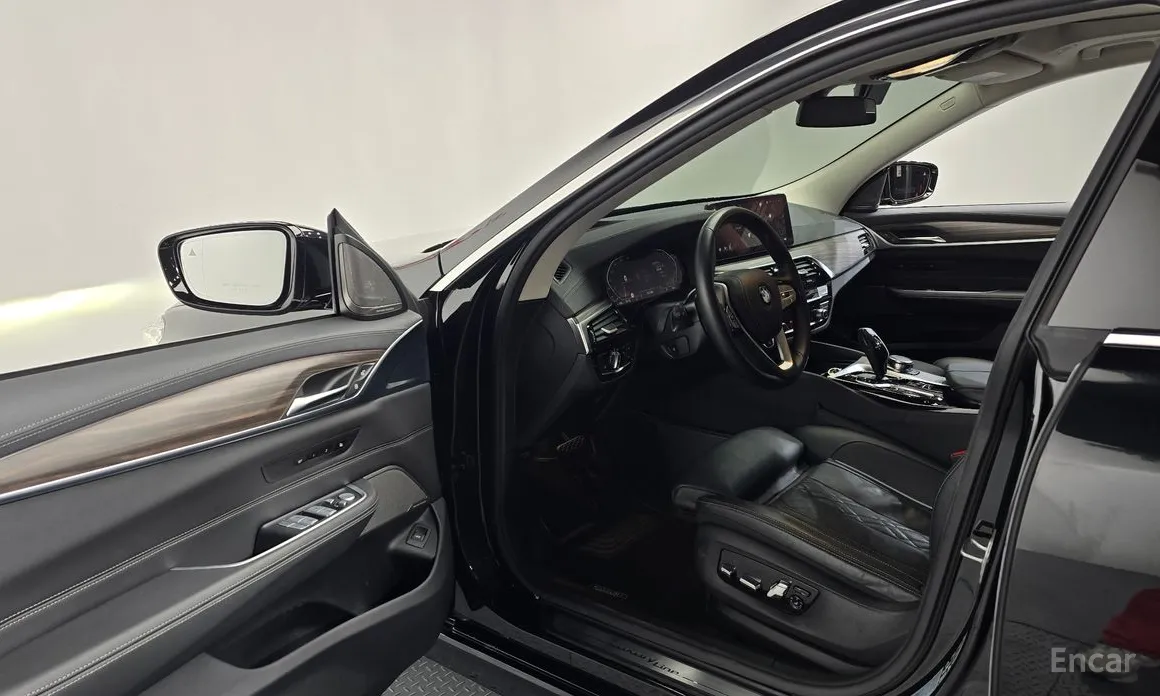 BMW Gran Turismo 2017 630i xDrive Luxury