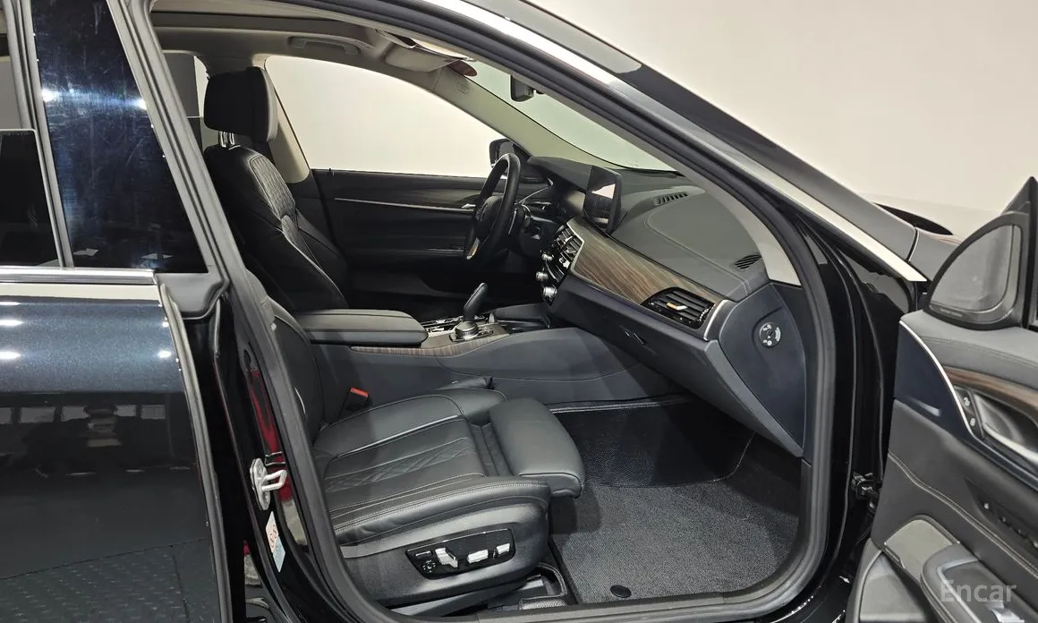 BMW Gran Turismo 2017 630i xDrive Luxury