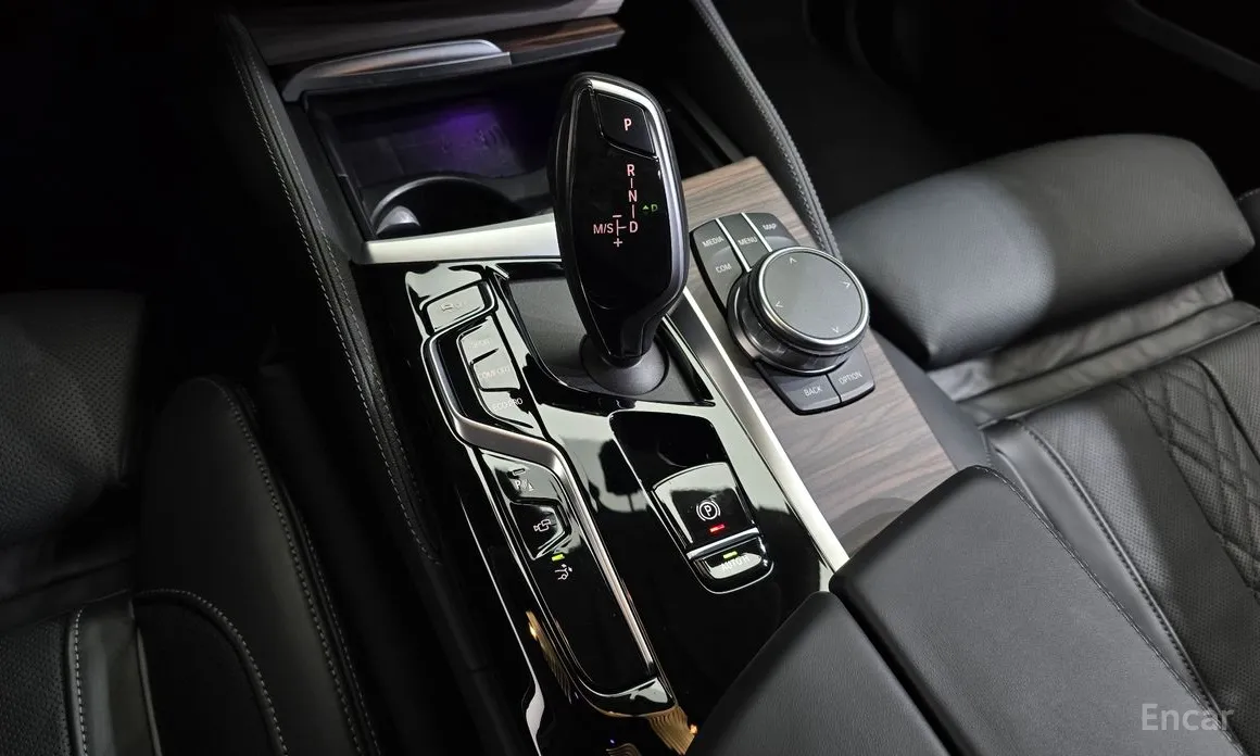 BMW Gran Turismo 2017 630i xDrive Luxury