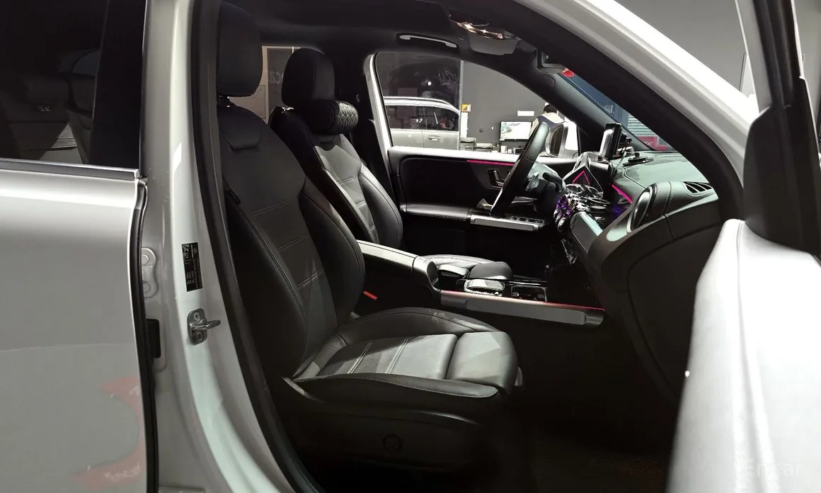 Mercedes-Benz EQB 2022 EQB300 4MATIC AMG Line