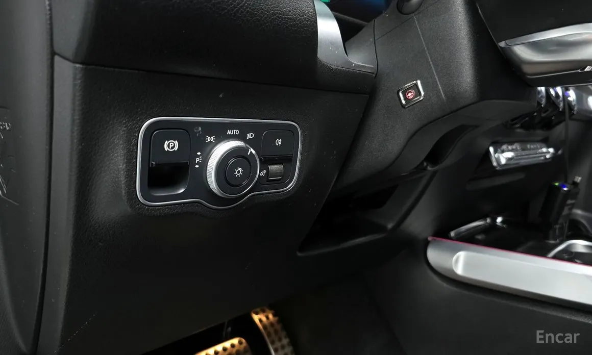 Mercedes-Benz EQB 2022 EQB300 4MATIC AMG Line