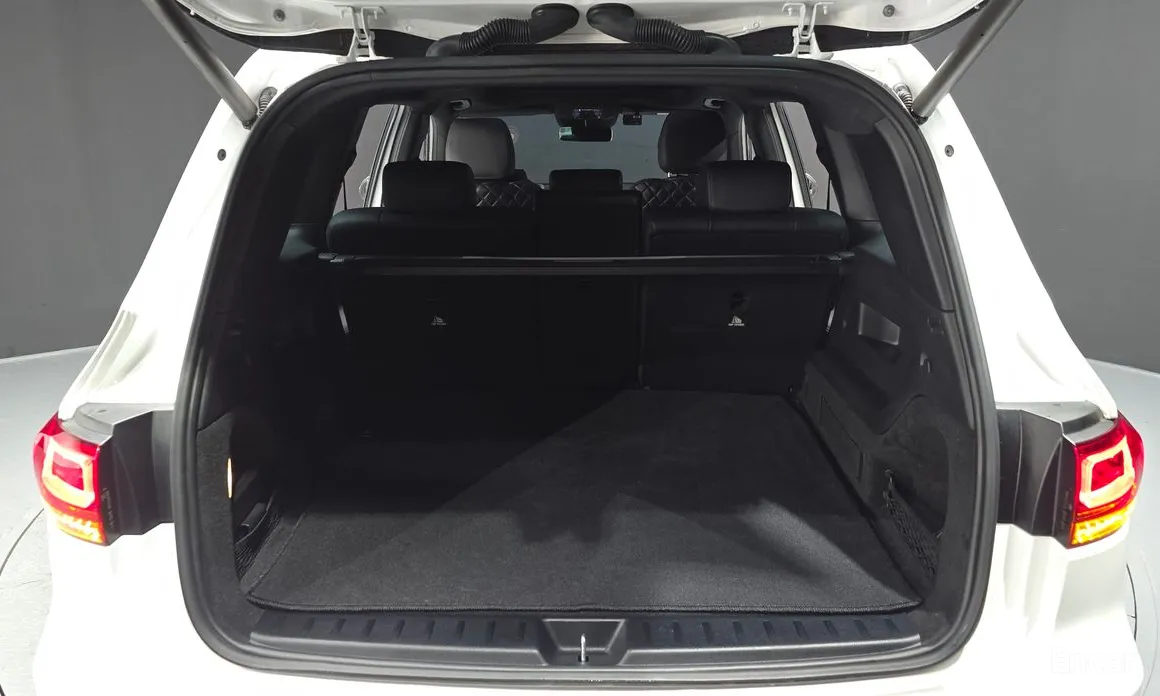 Mercedes-Benz EQB 2022 EQB300 4MATIC AMG Line