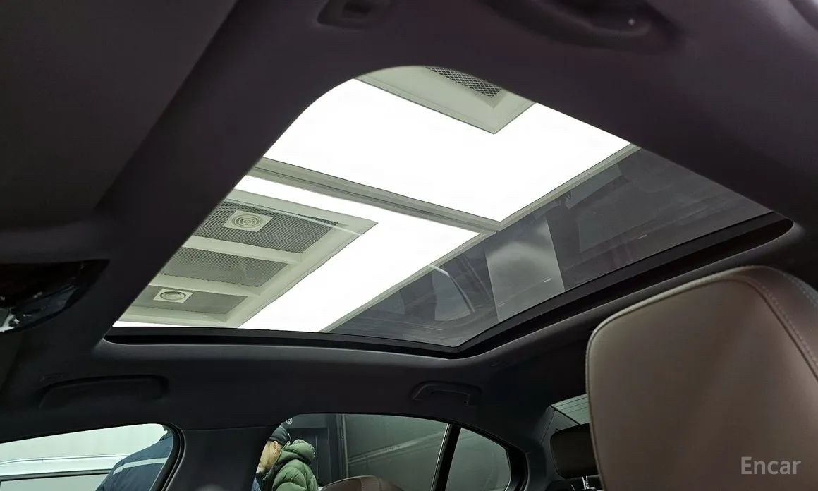 BMW 5 Series 2023 520i