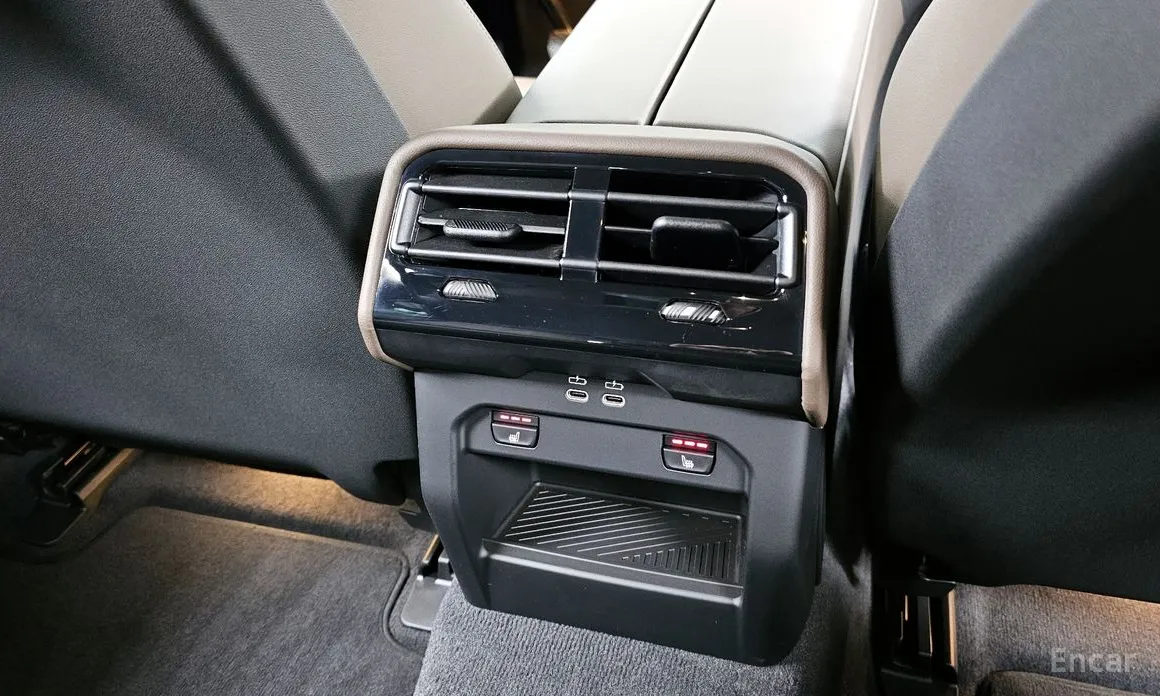 BMW 5 Series 2023 520i