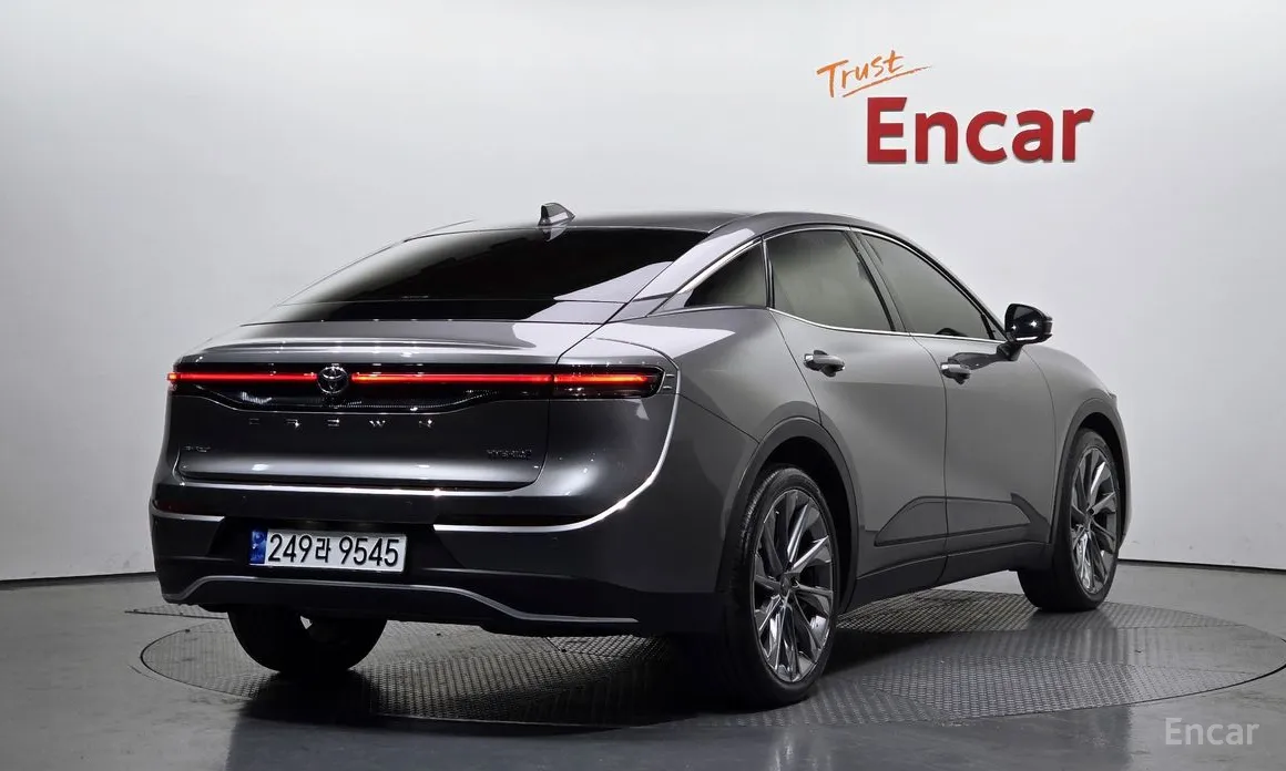 Toyota Crown 2023 2.5 4WD Hybrid