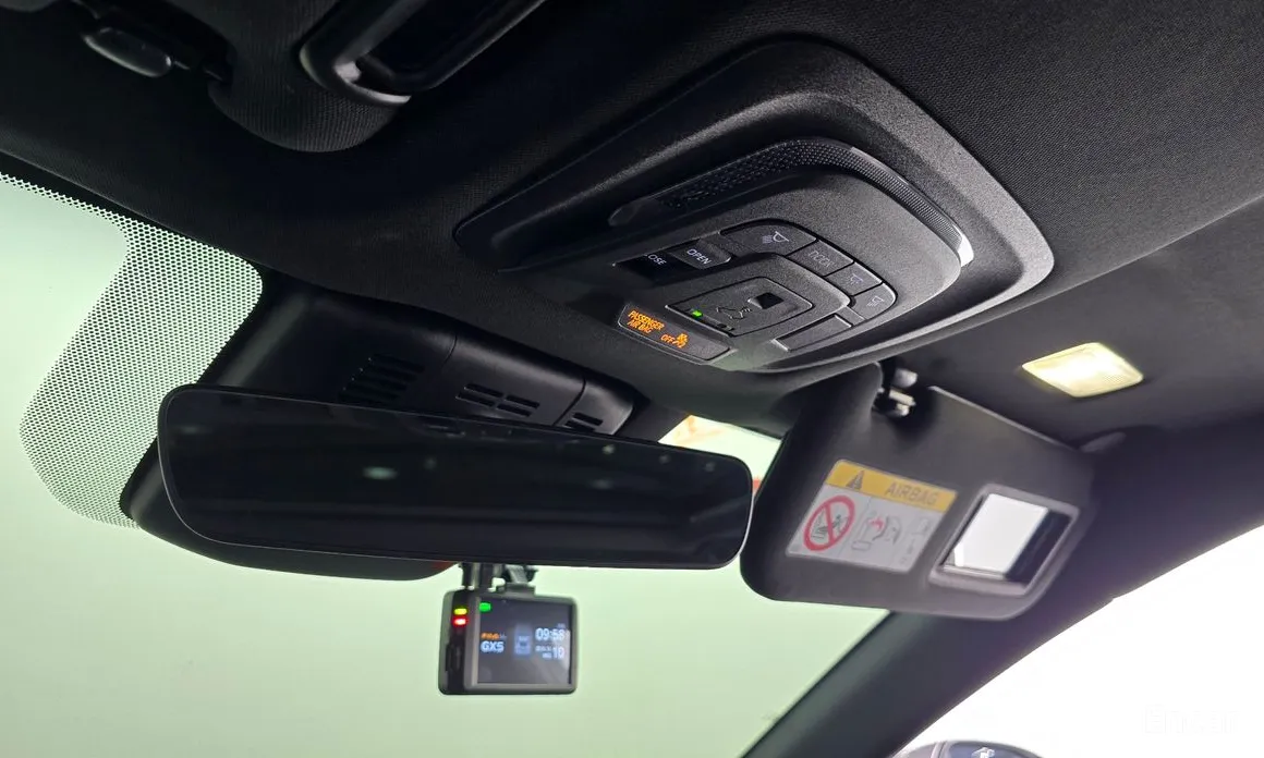 Toyota Crown 2023 2.5 4WD Hybrid